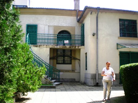 Plovdiv Synagogue Museum Entrance